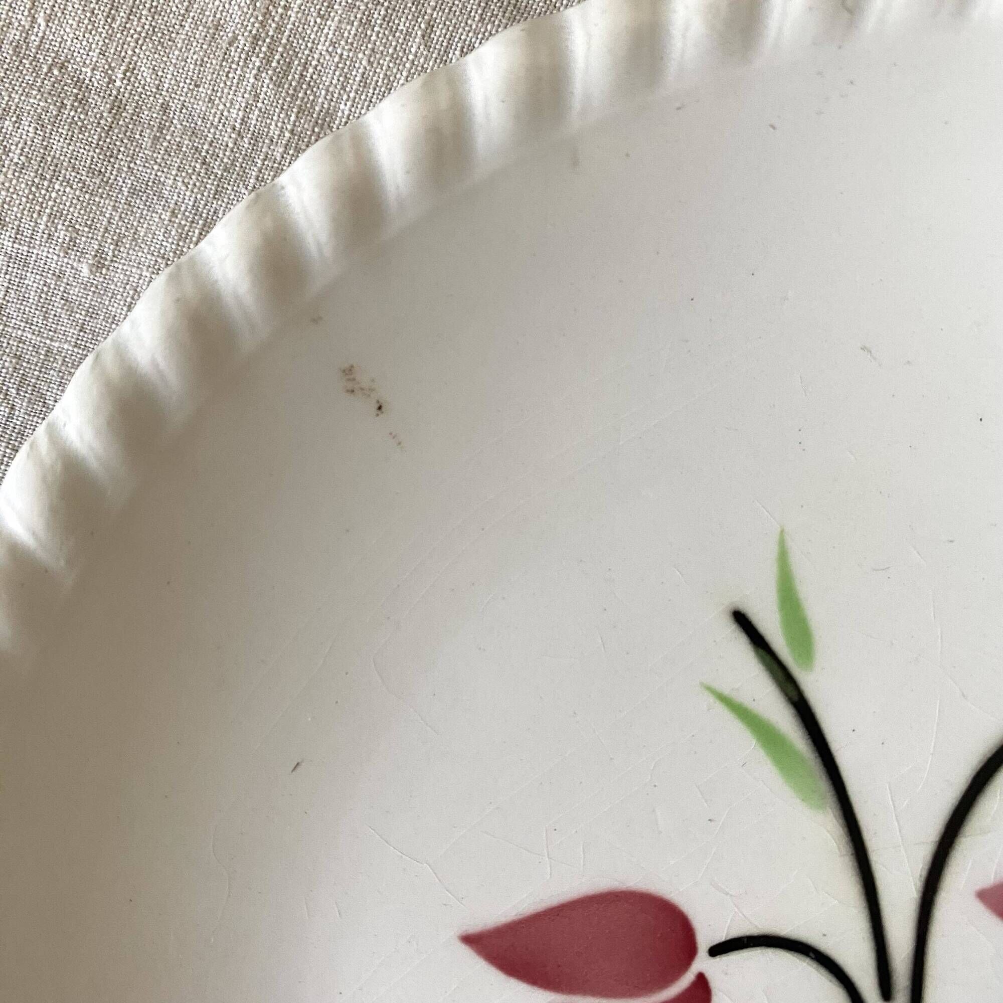 Porcelain dessert plates, Luneville Badonviller, tulip decor