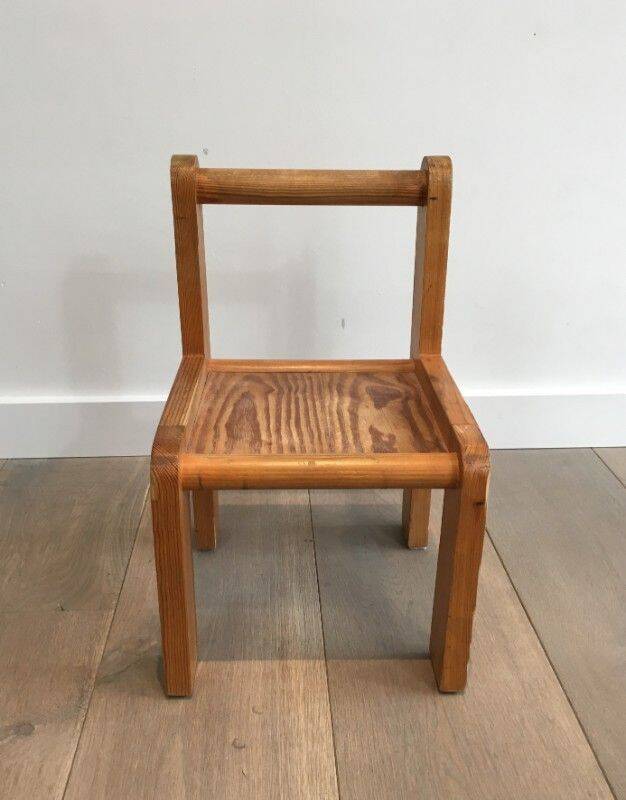 Pair of small children's chairs