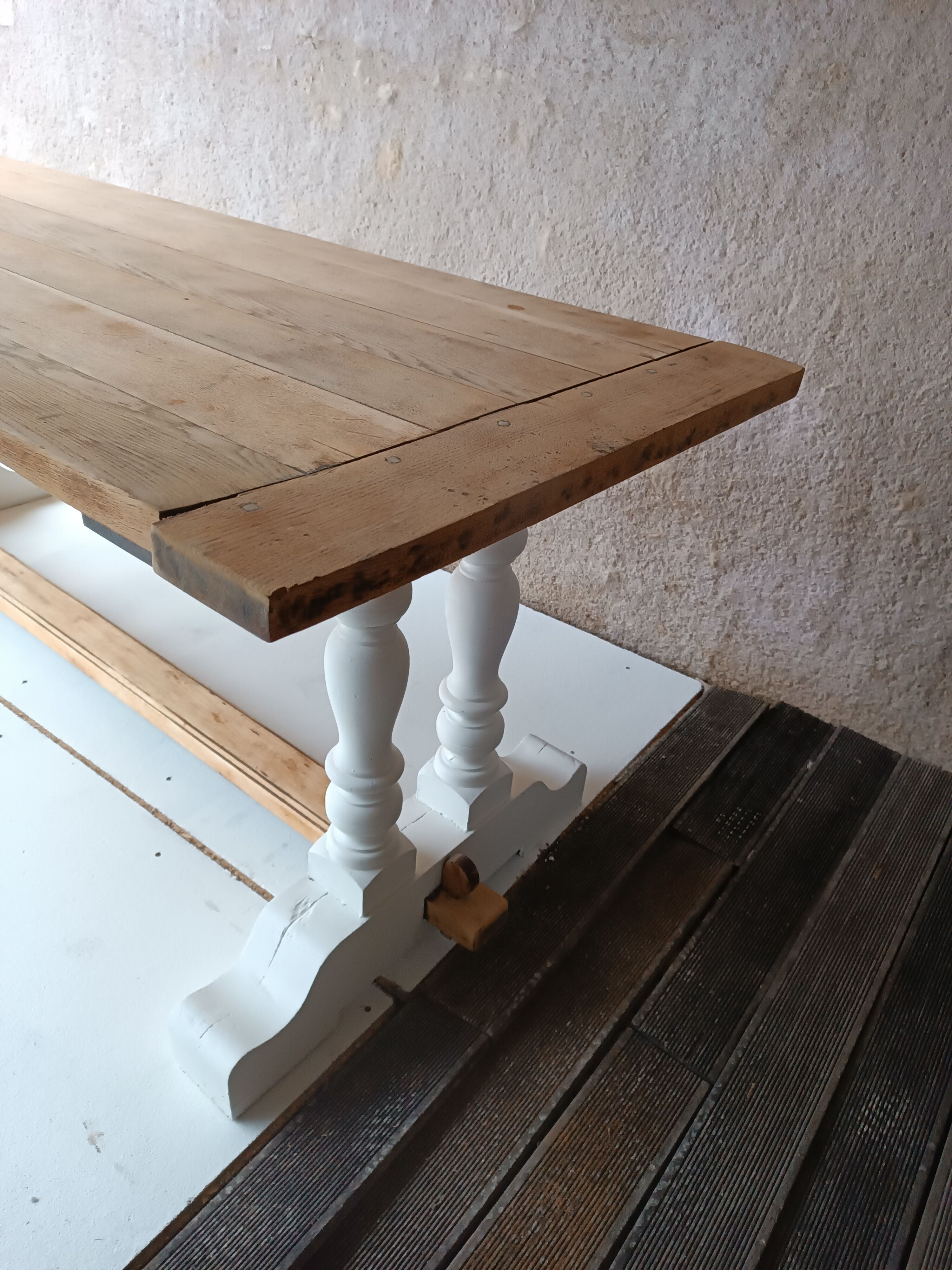 Farmhouse table