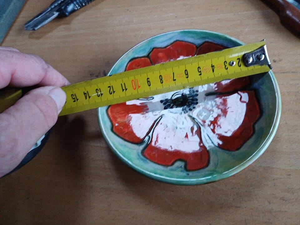 Beautiful vintage bowl signed