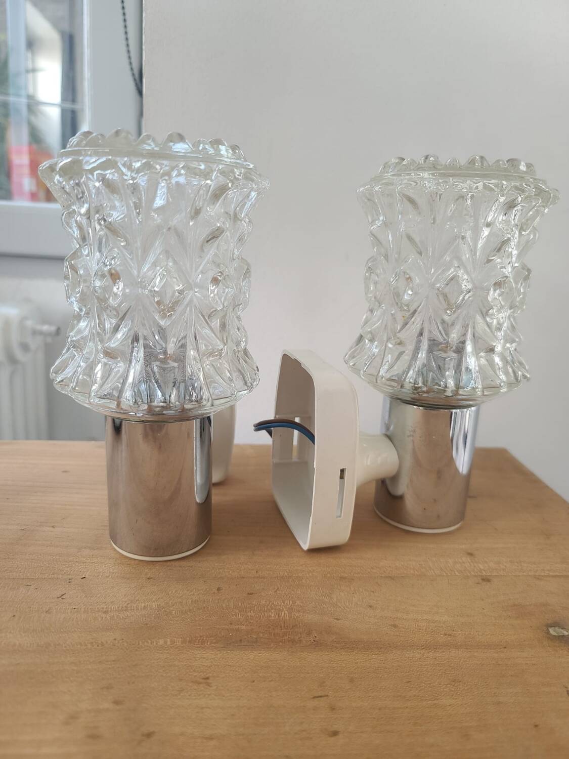 Paire d'applique en cristal, années 1970