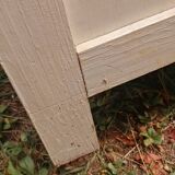 Parisian buffet decorated with flowers