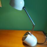 Well-lite vintage lamp