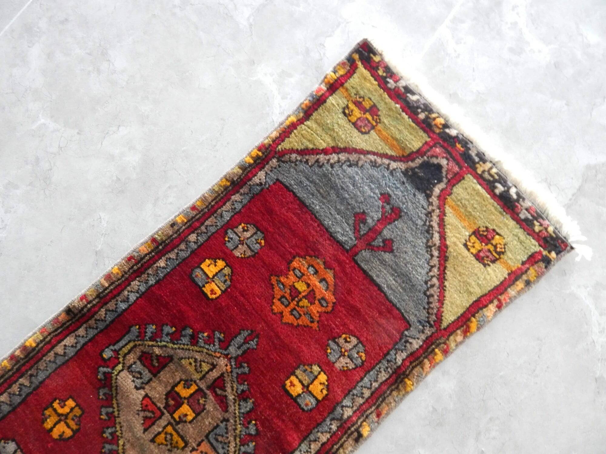 Vintage Turkish Oushak rug 46x109 cm