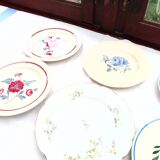 Assortment of 6 dinner plates