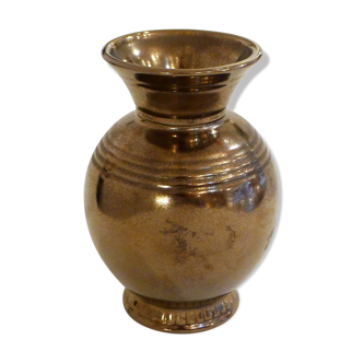 Metallic earthenware vase