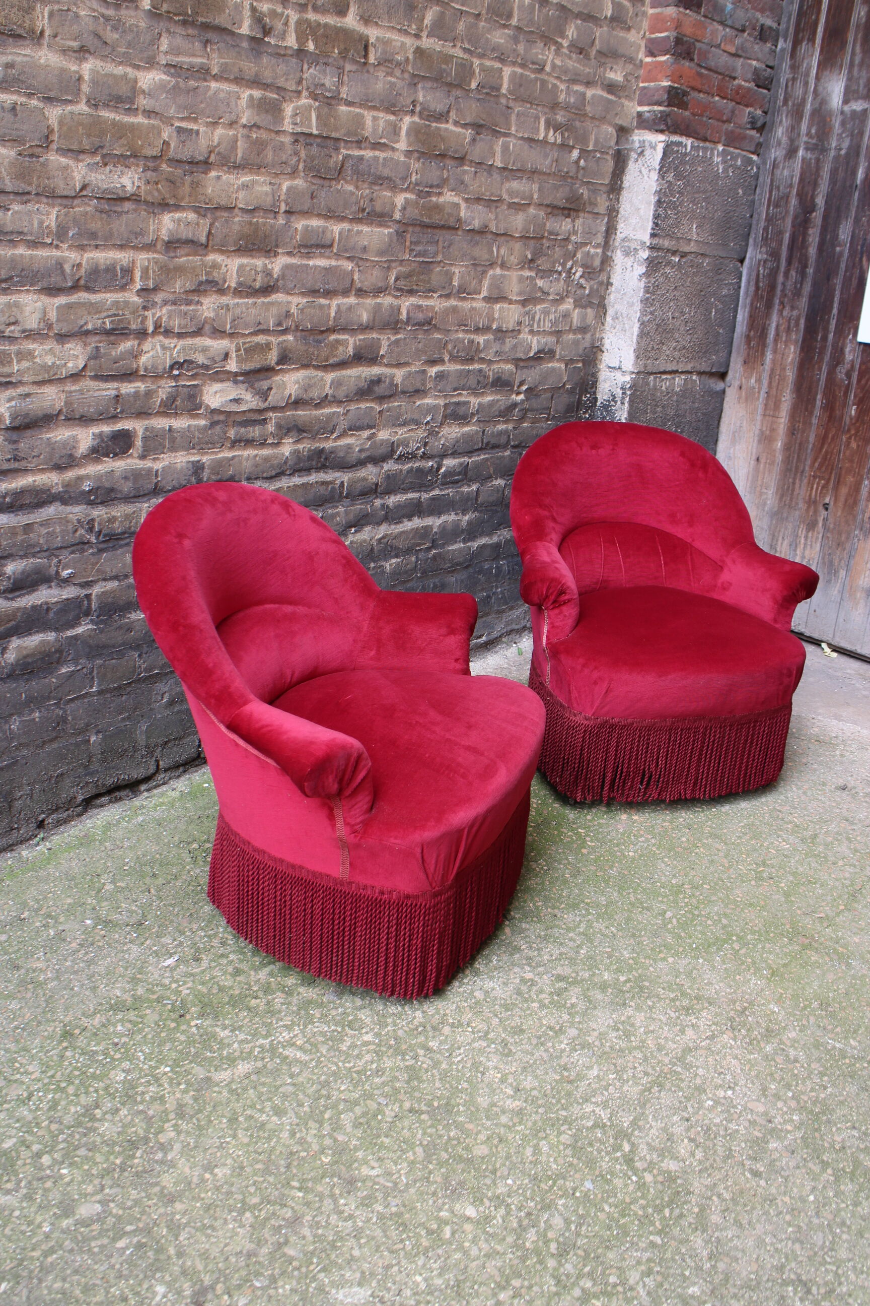 2 red velvet toad armchairs
