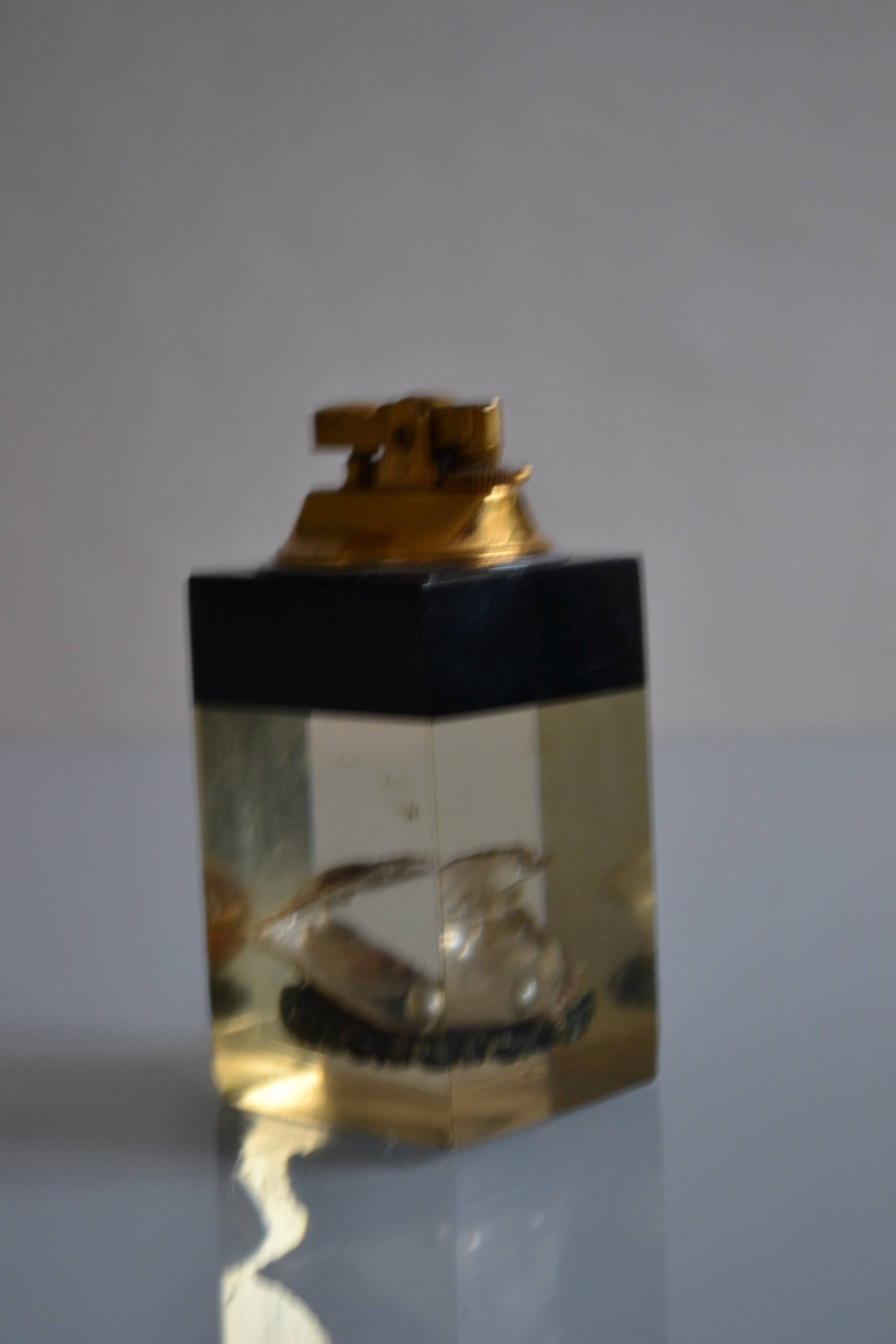 1970 Table lighter with pearl oyster in resin inclusion