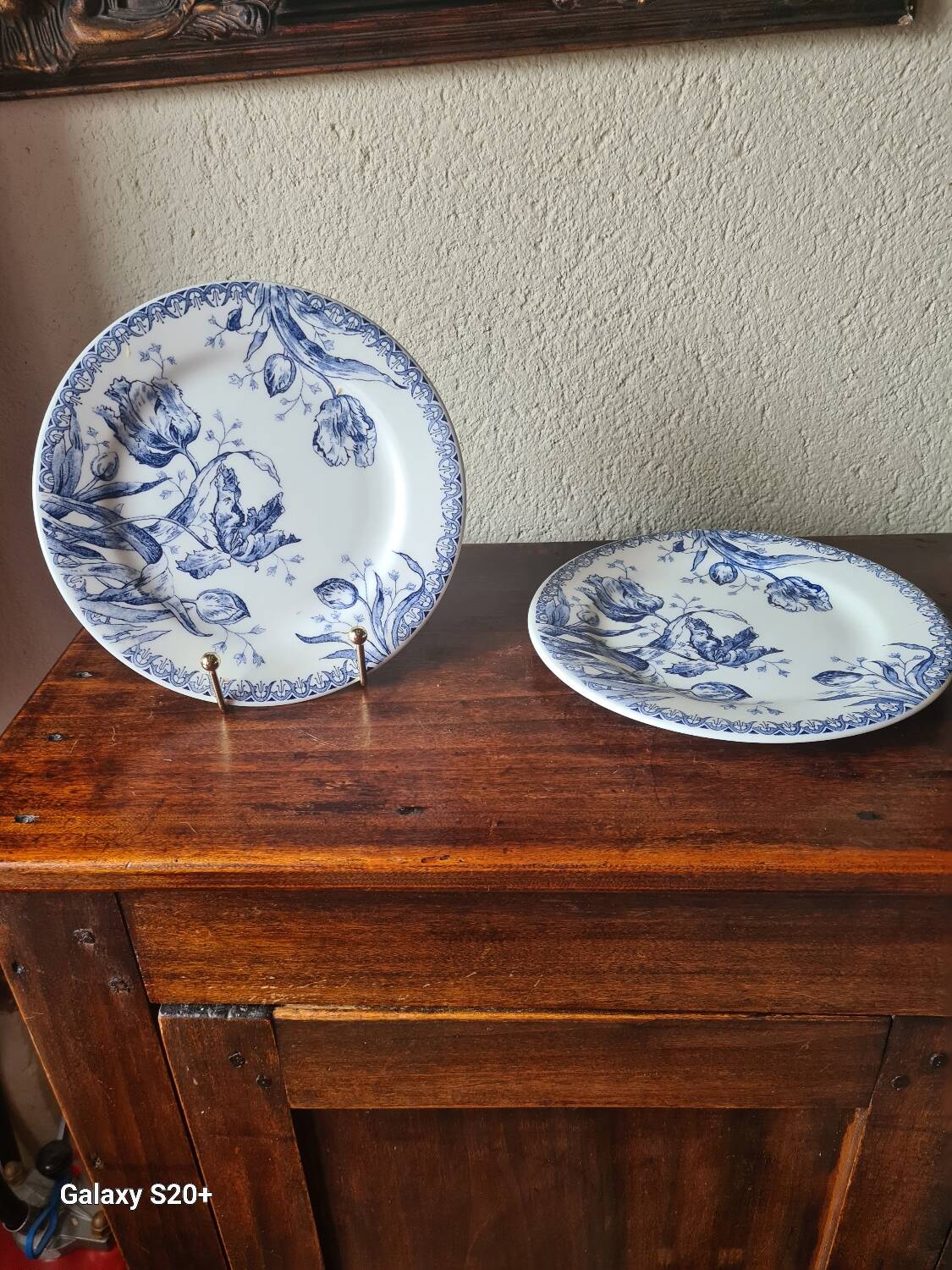 GIEN TULIP plates
