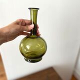Vintage green glass soliflore vase 70s