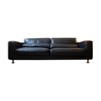 Cinna SOHO leather sofa designed by Thibault Desombre