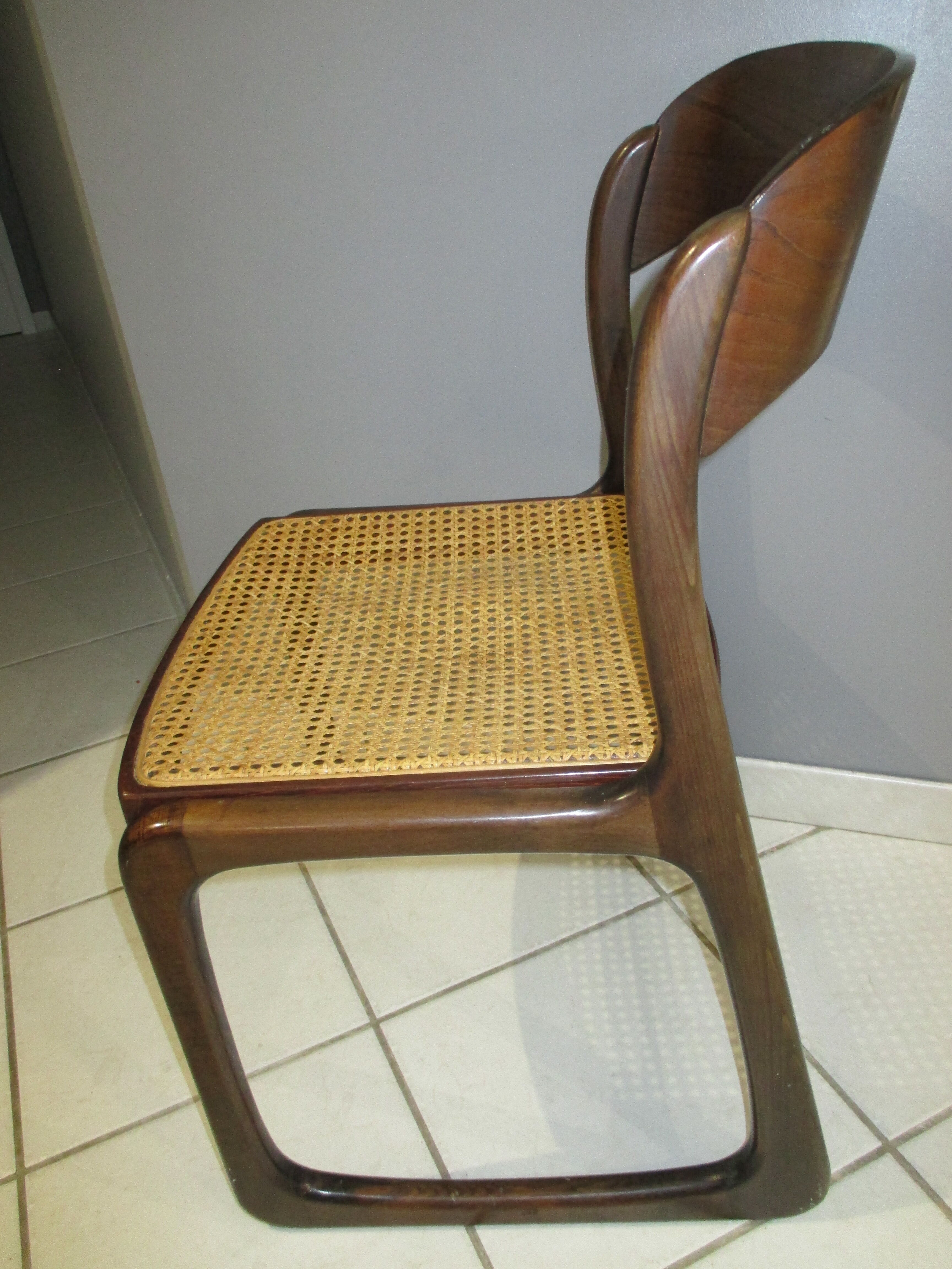 Set of 4 Baumann canned chairs model sled 1970