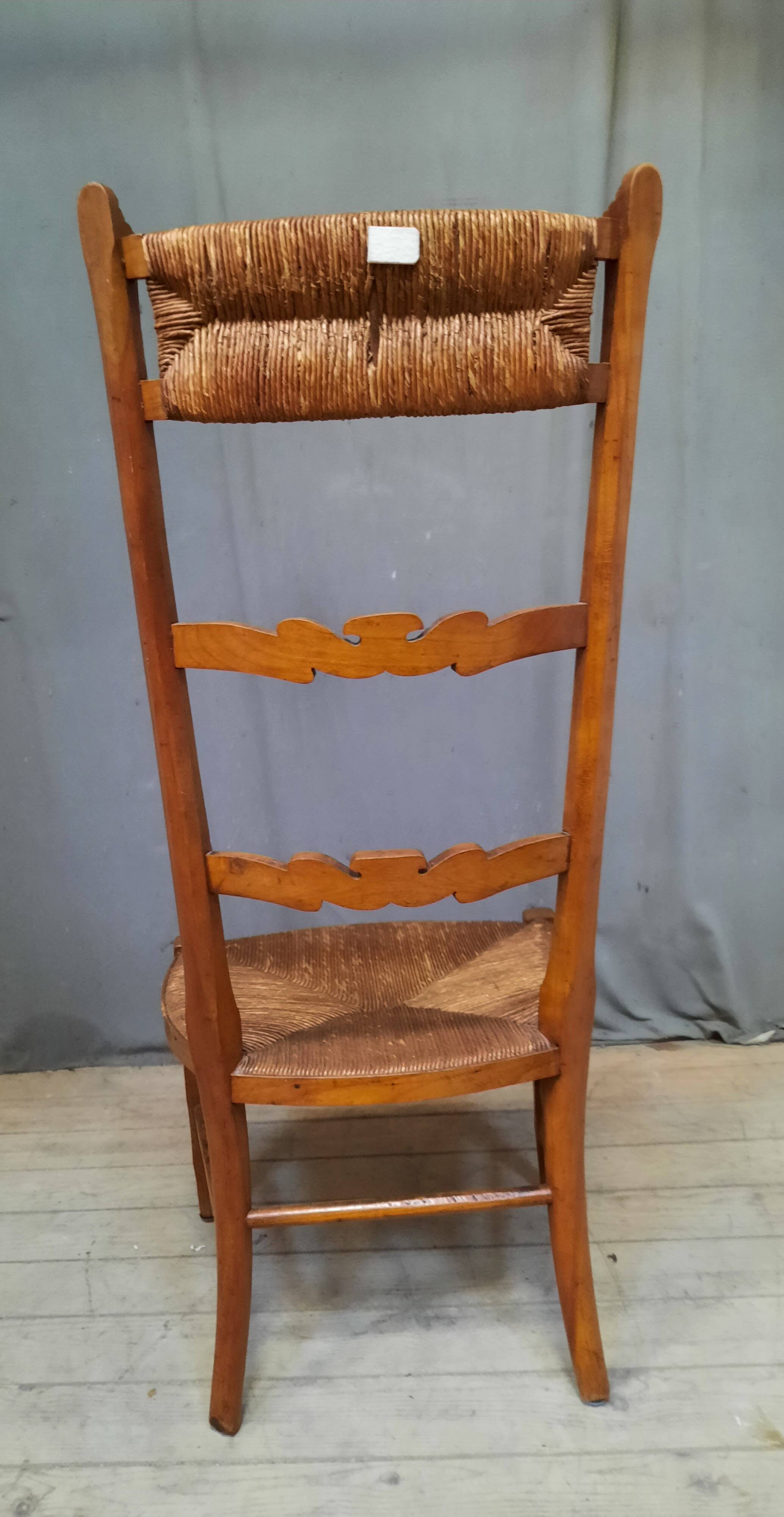 Straw fireside chair