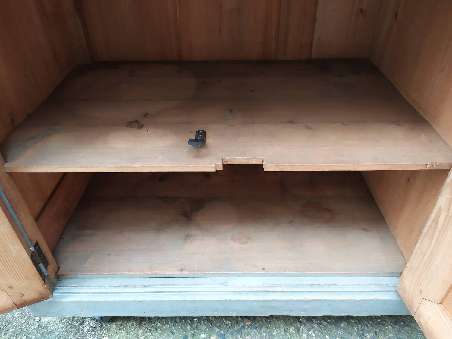 Gray patinated kitchen cabinet