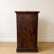 Table de chevet ancienne en bois ciré
