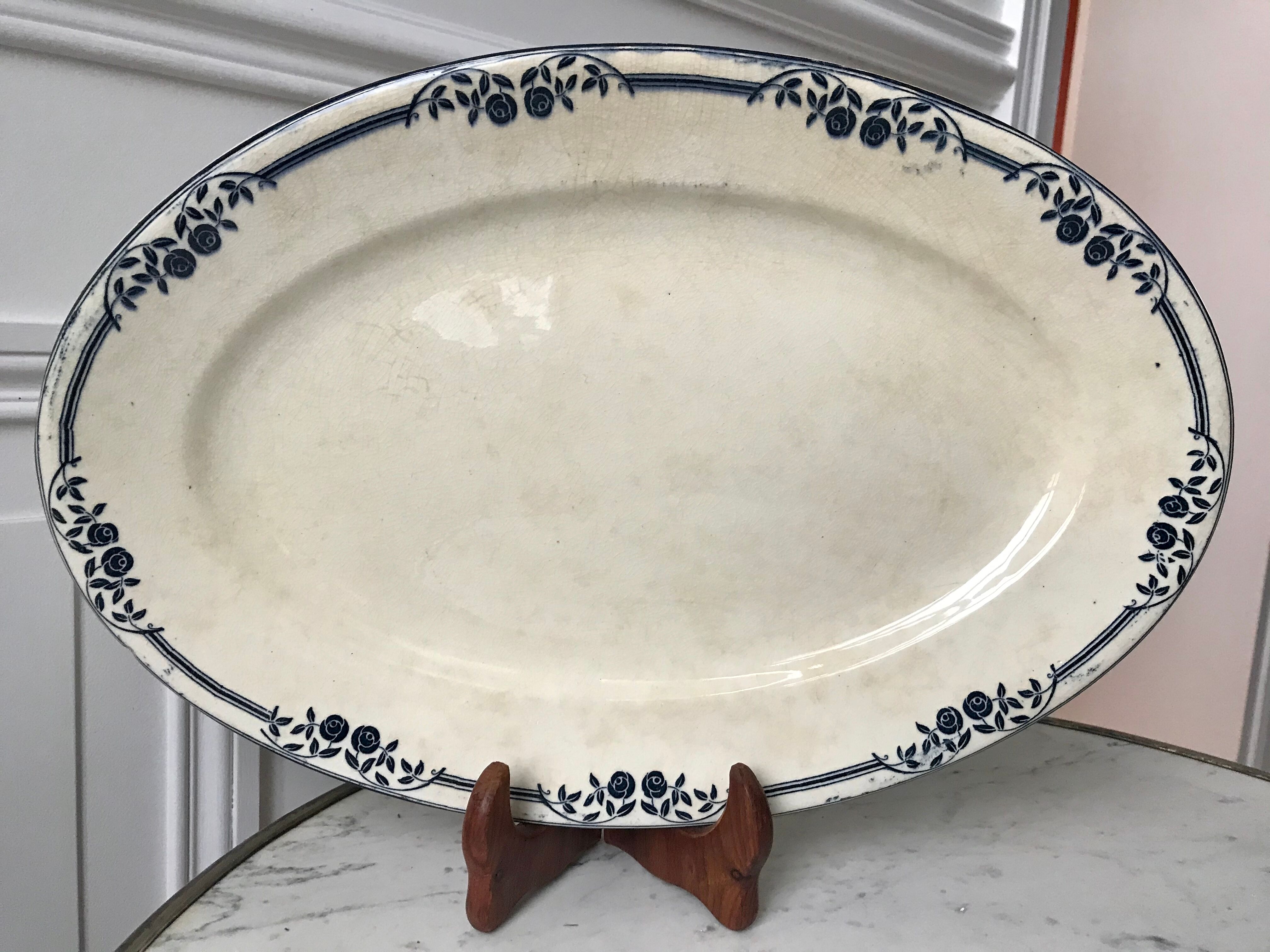 oval flat Terre de Fer bleu XIXth