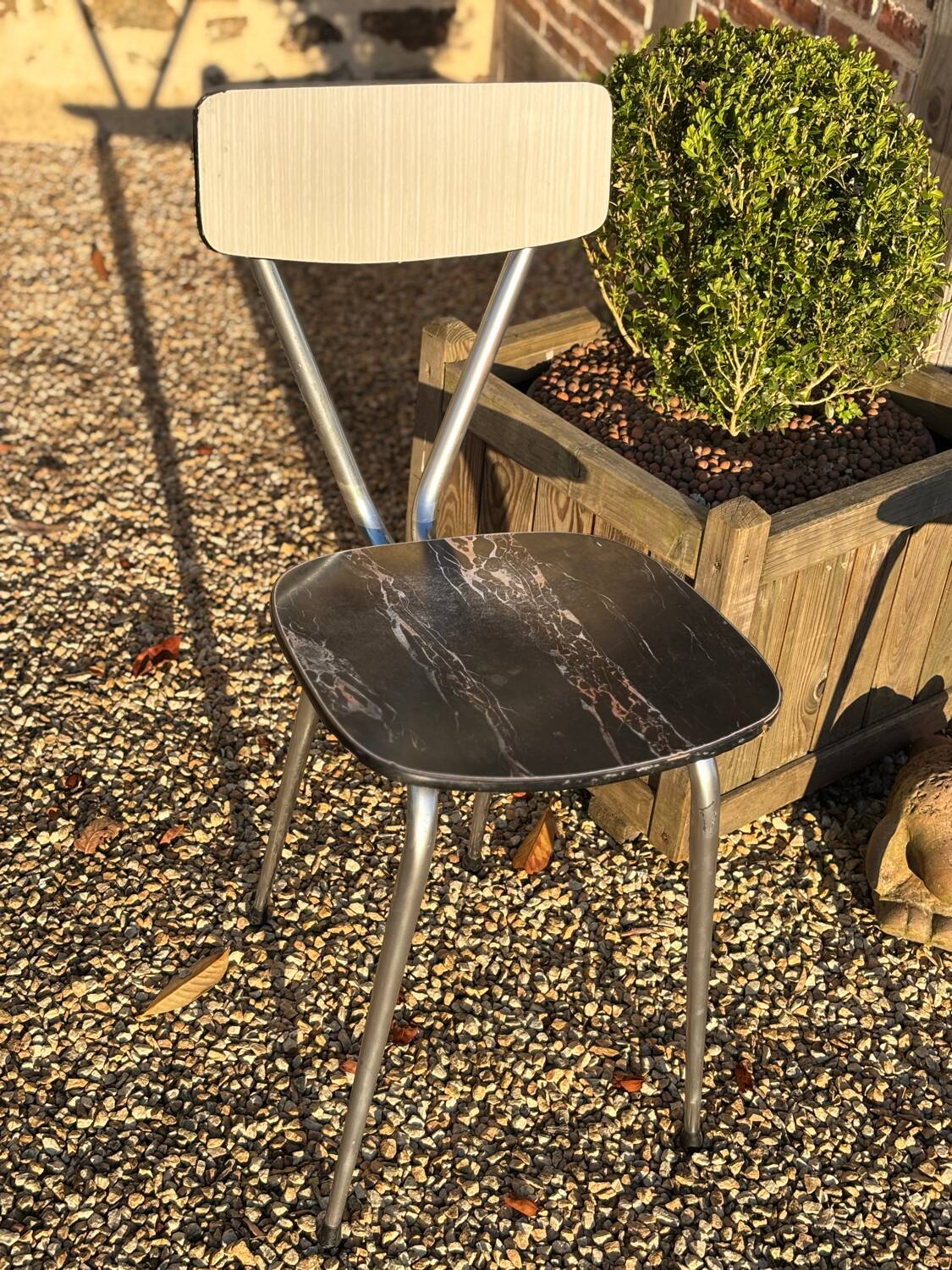 2 vintage formica chairs