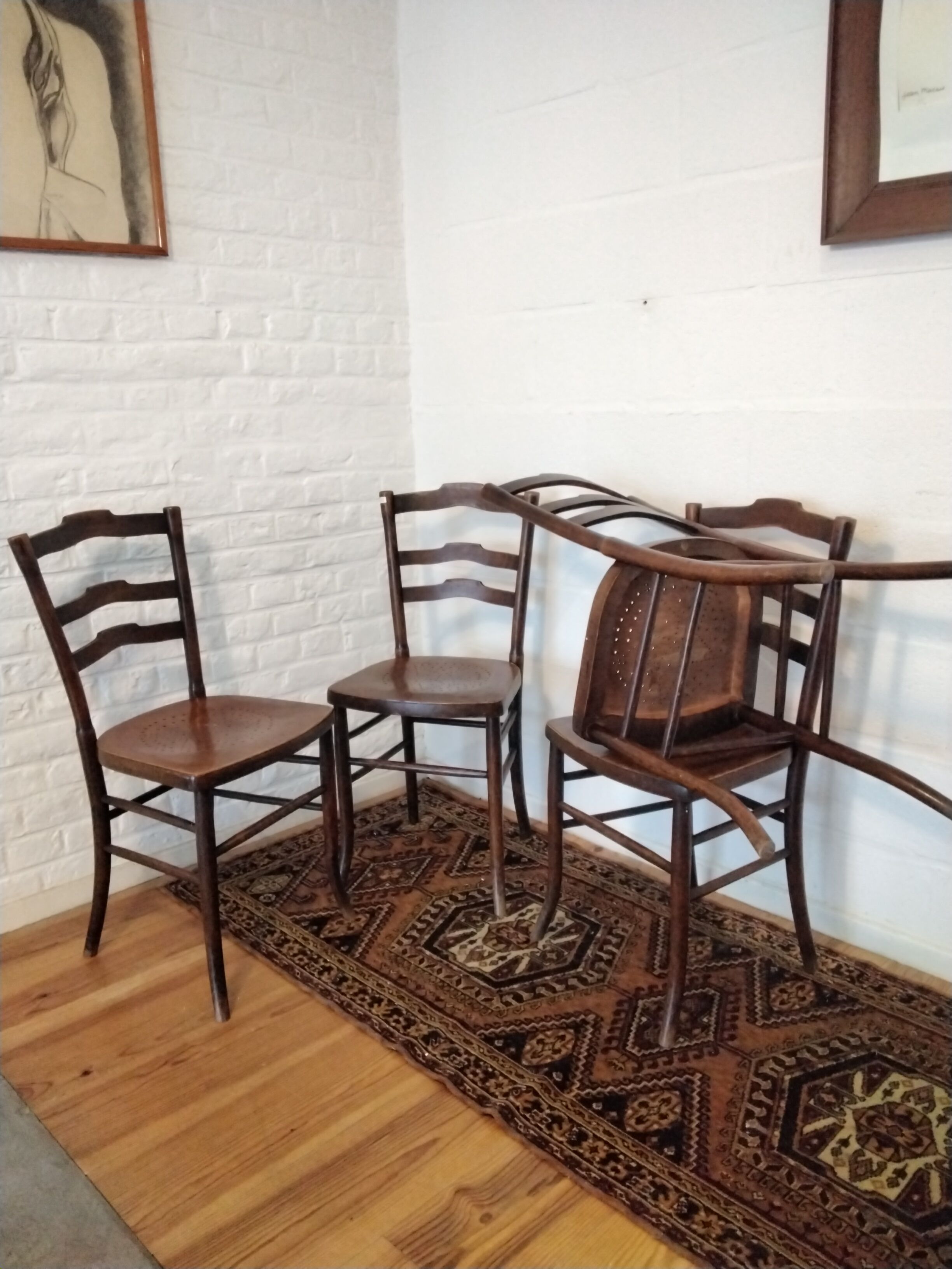 4 bistro chairs