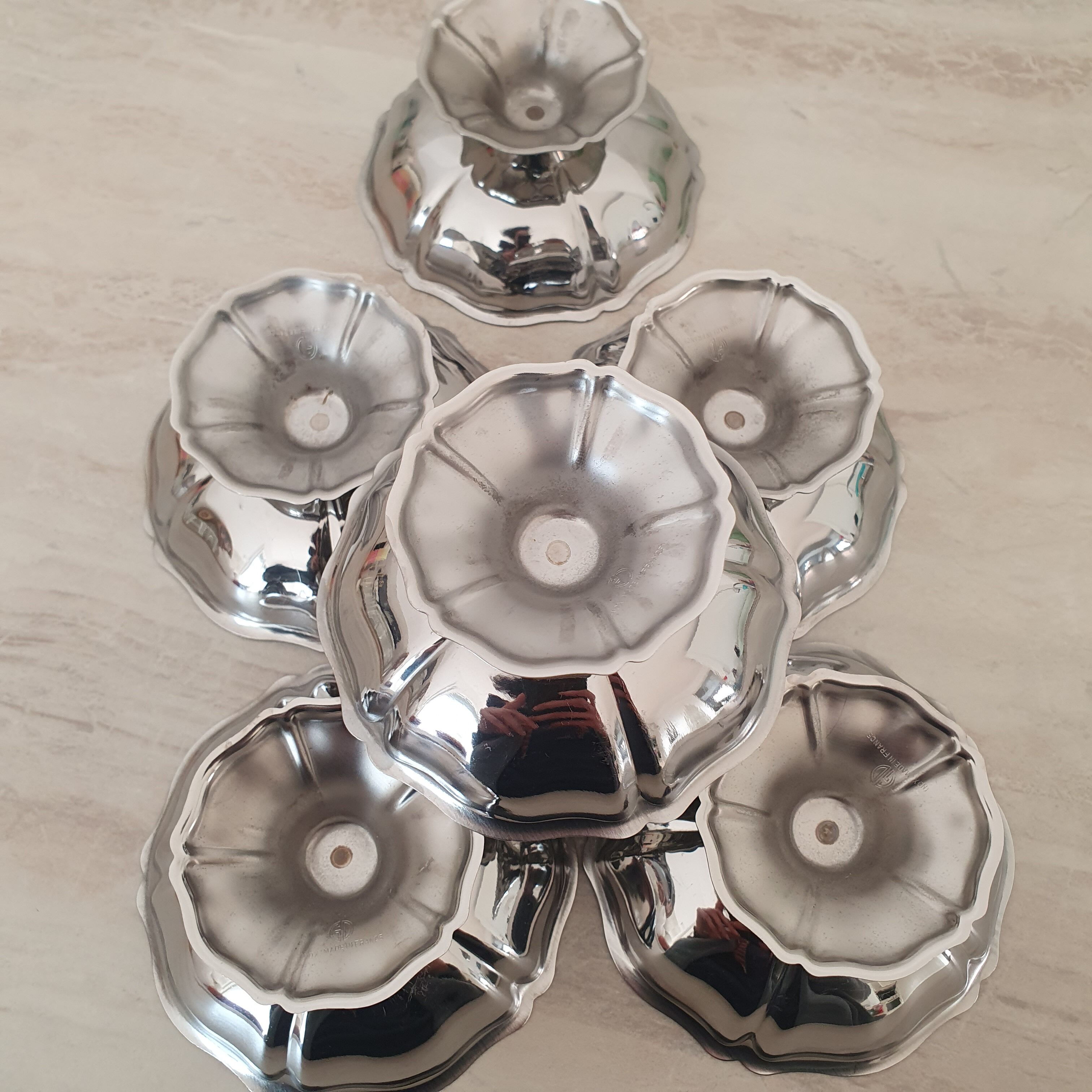 6 dessert bowls by Guy Degrenne in 18/10 stainless steel