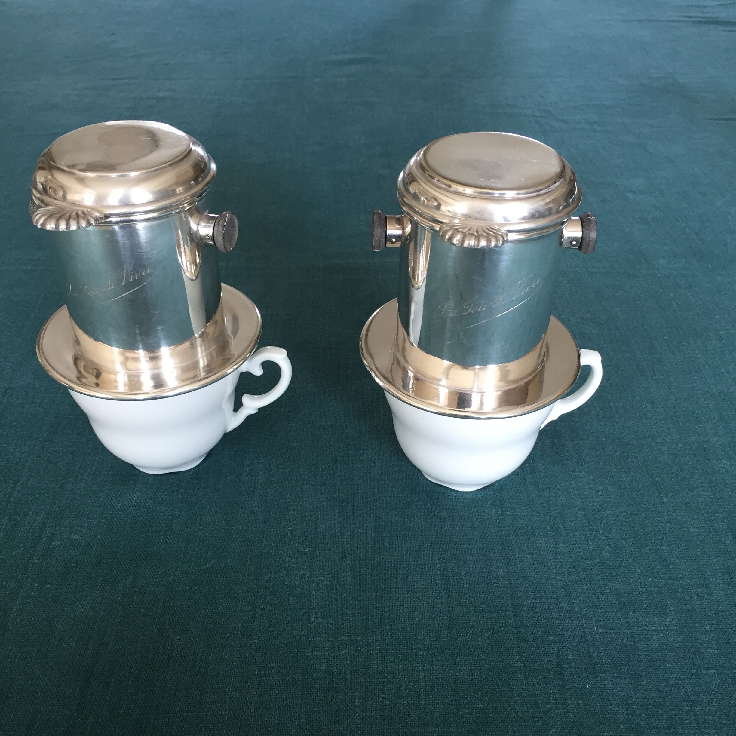 Duo of old coffee filters in silver metal Félix Frères