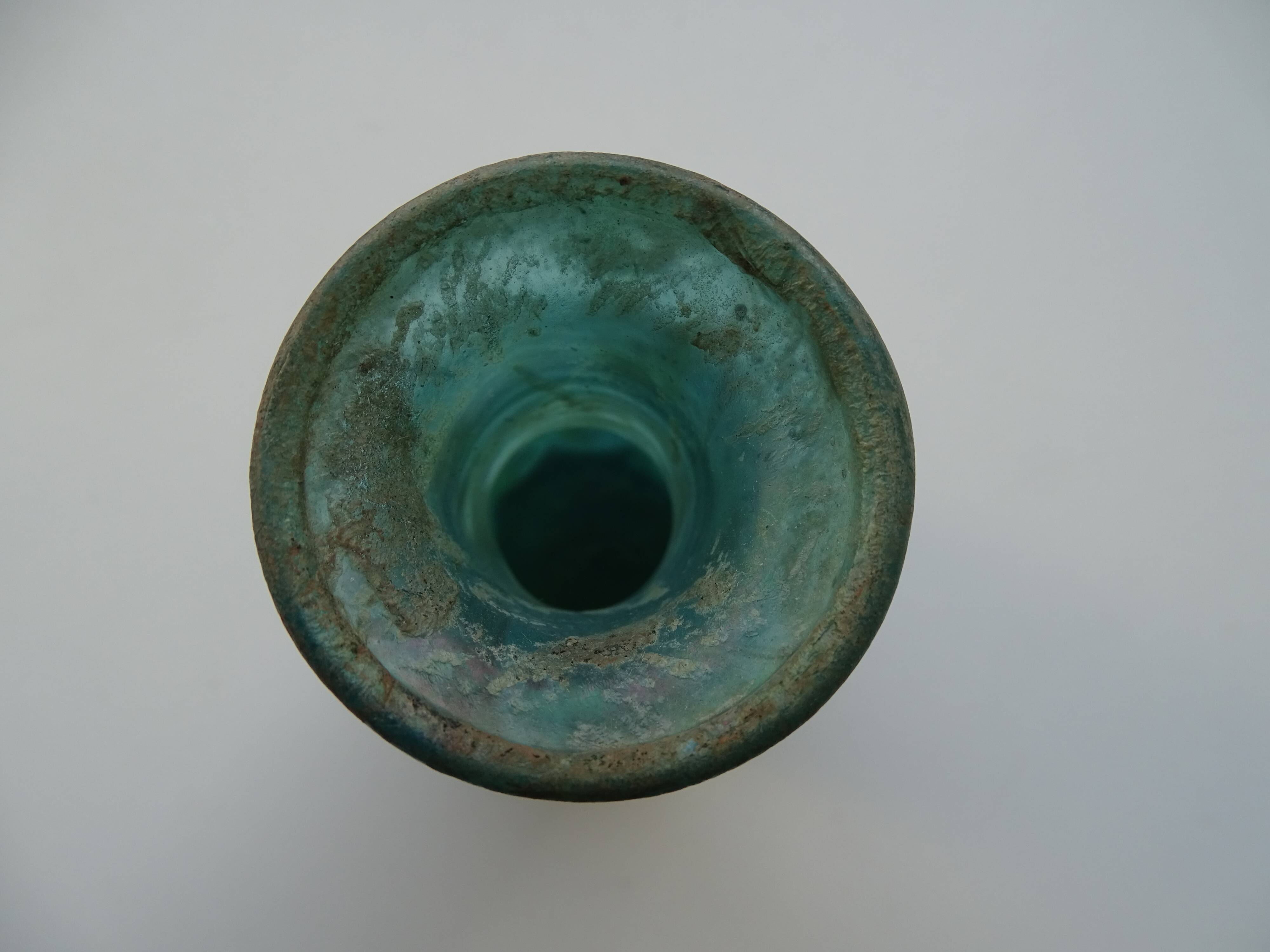 Miniature vase Scavo Seguso Vetri d'Arte iridescent glass Murano 1950