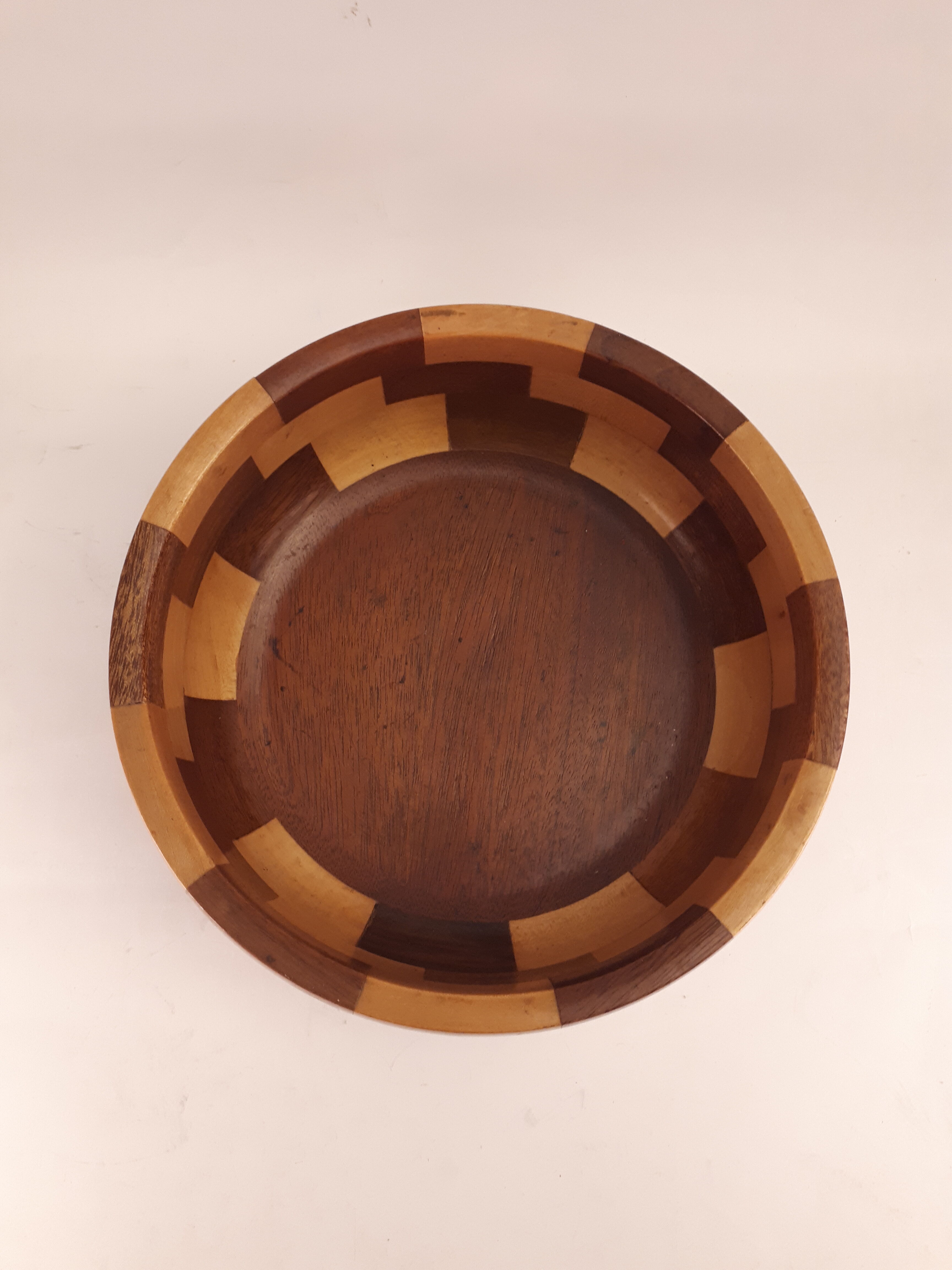 Coupe bol plat bois mélangés marqueterie