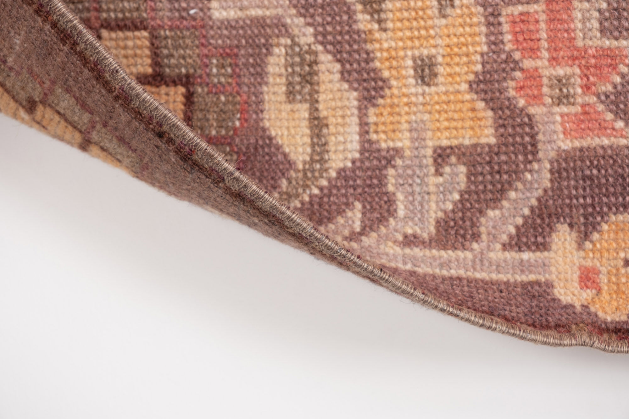 Turkish Karapinar rug with central medallion, 1970s - 153 X 258 cm