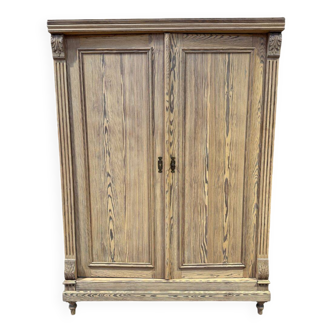 Small antique wardrobe in solid pitch pine.