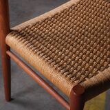 Niels O. Møller model 75 dining chair
