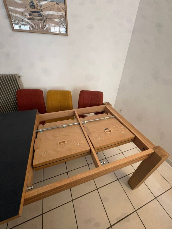 Table à manger - Collection Lutèce - Mobilier de france