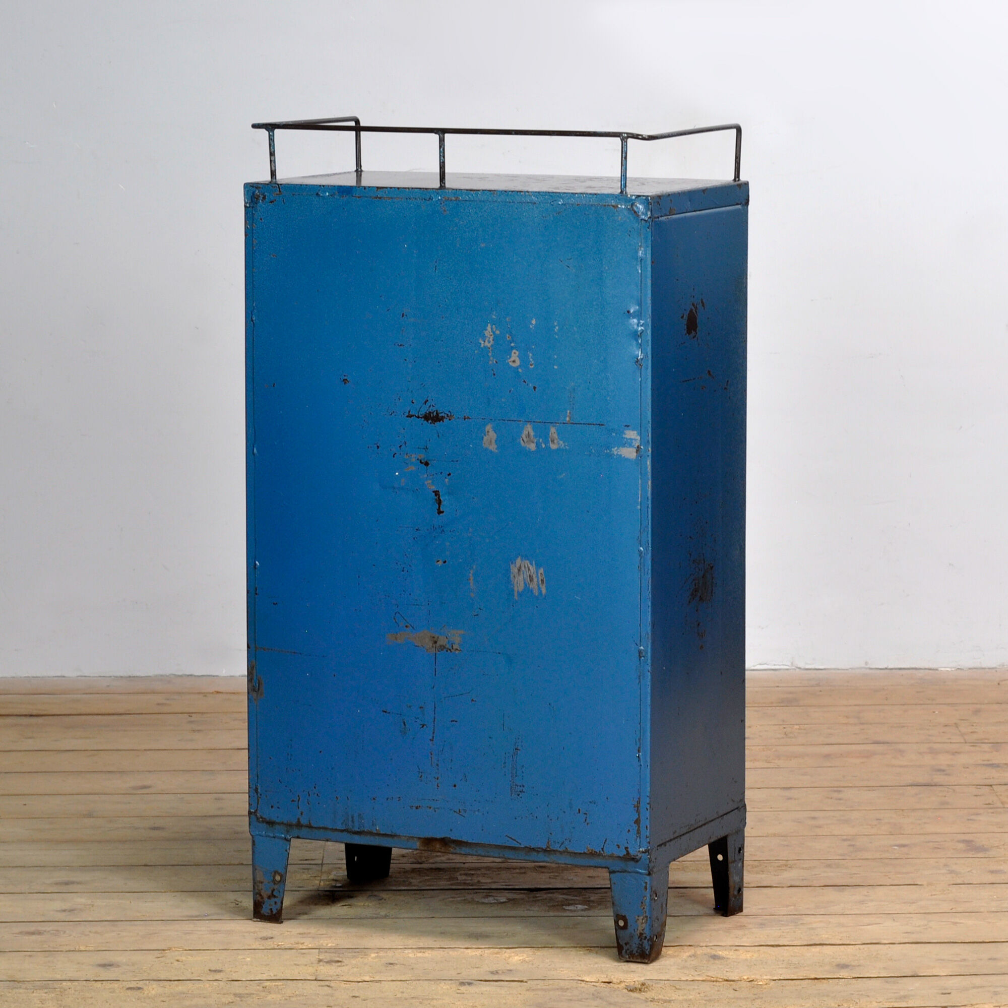 Industrial four-drawer cabinet from the 1970s