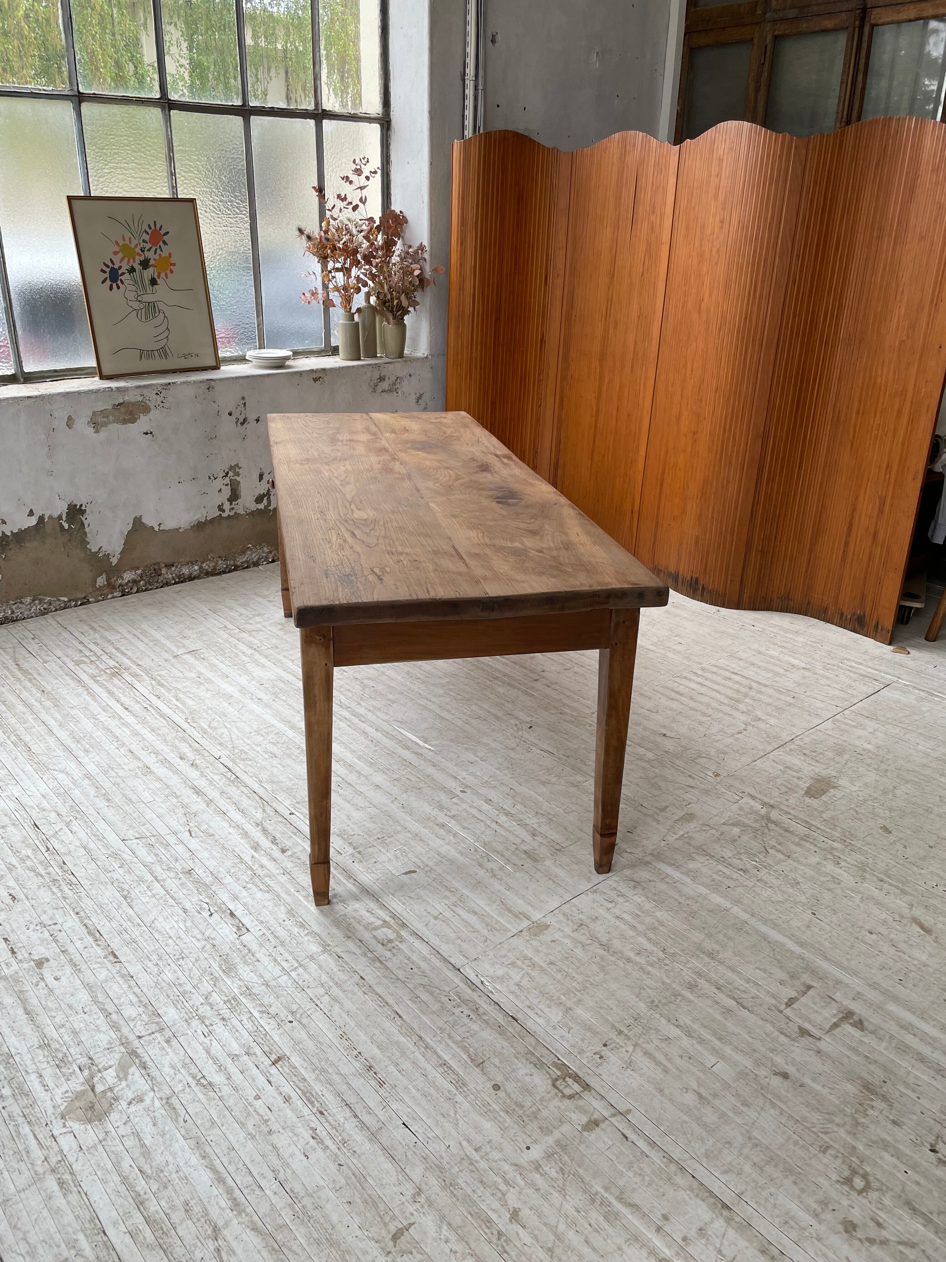 Farmhouse table in oak and walnut 2m