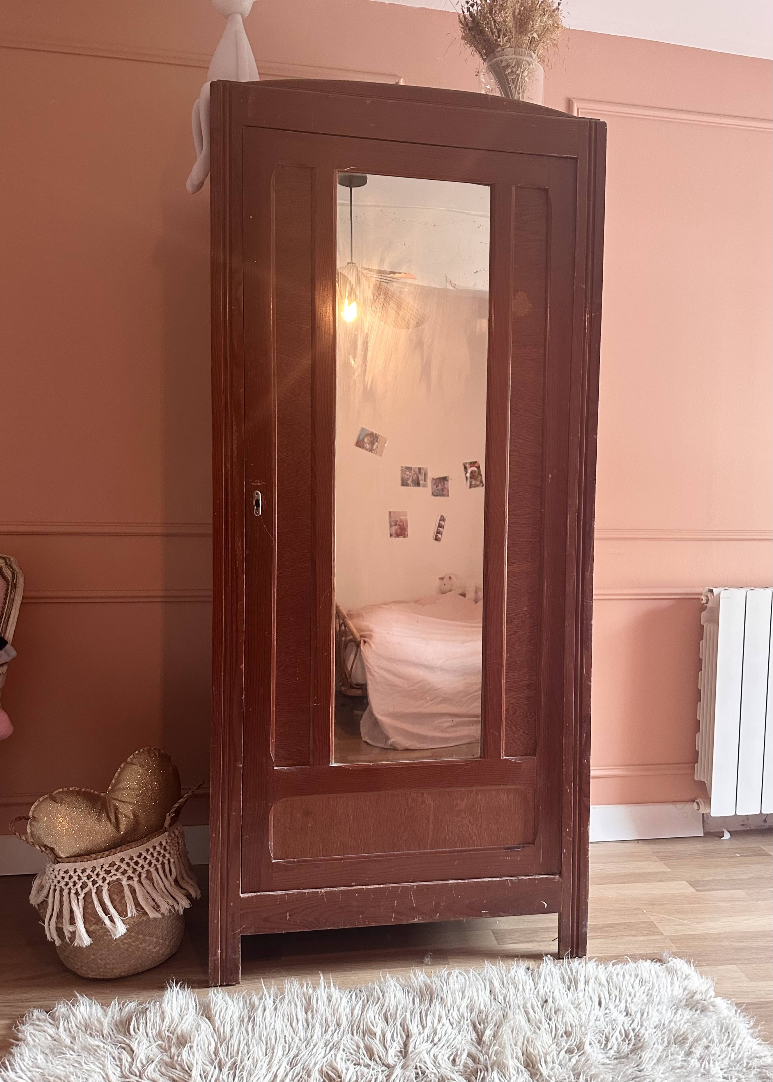 Armoire parisienne miroir