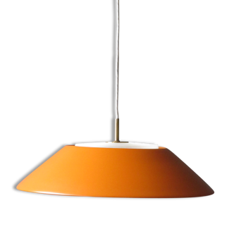 Suspension orange par Sven Middelboe pour Nordisk Solar