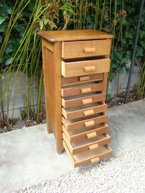 Multi-drawer antique oak craft furniture