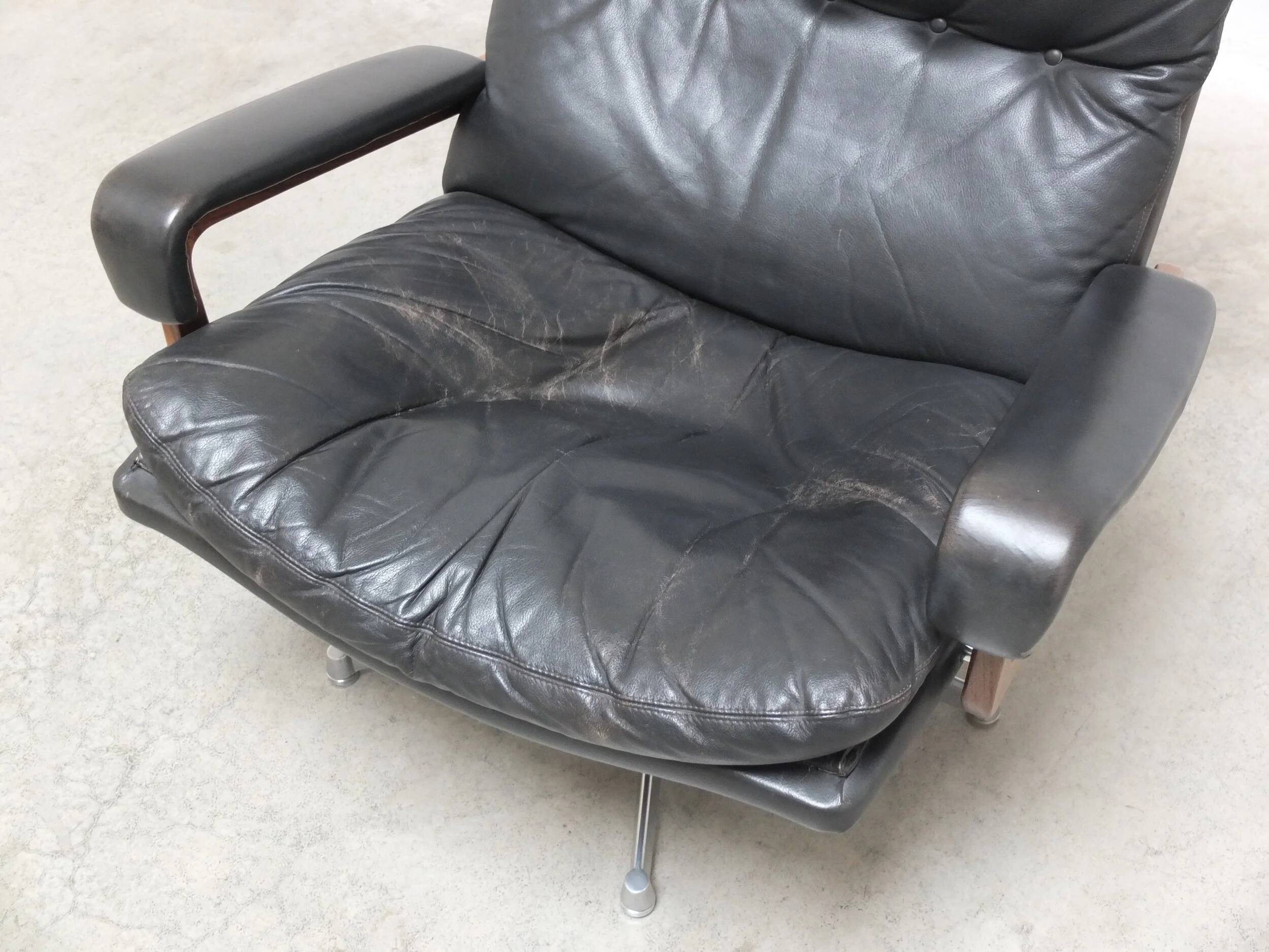 Iconic 'King' lounge chair by André Vandenbeuck for Strässle, 1960s