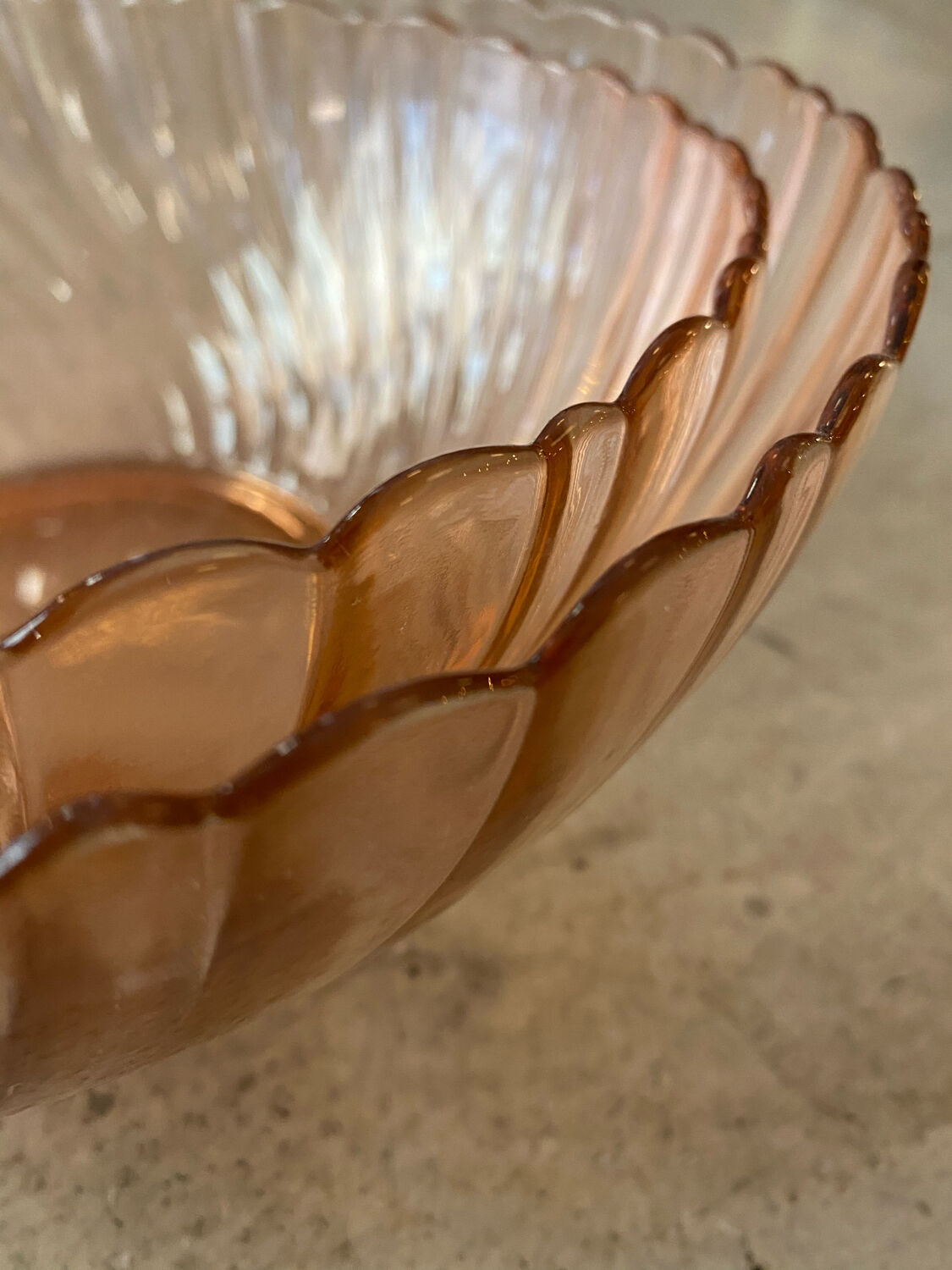 Salad bowls in rosaline