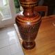 Vase en bois laqué et décoré