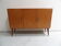 Buffet vintage avec 3 portes.