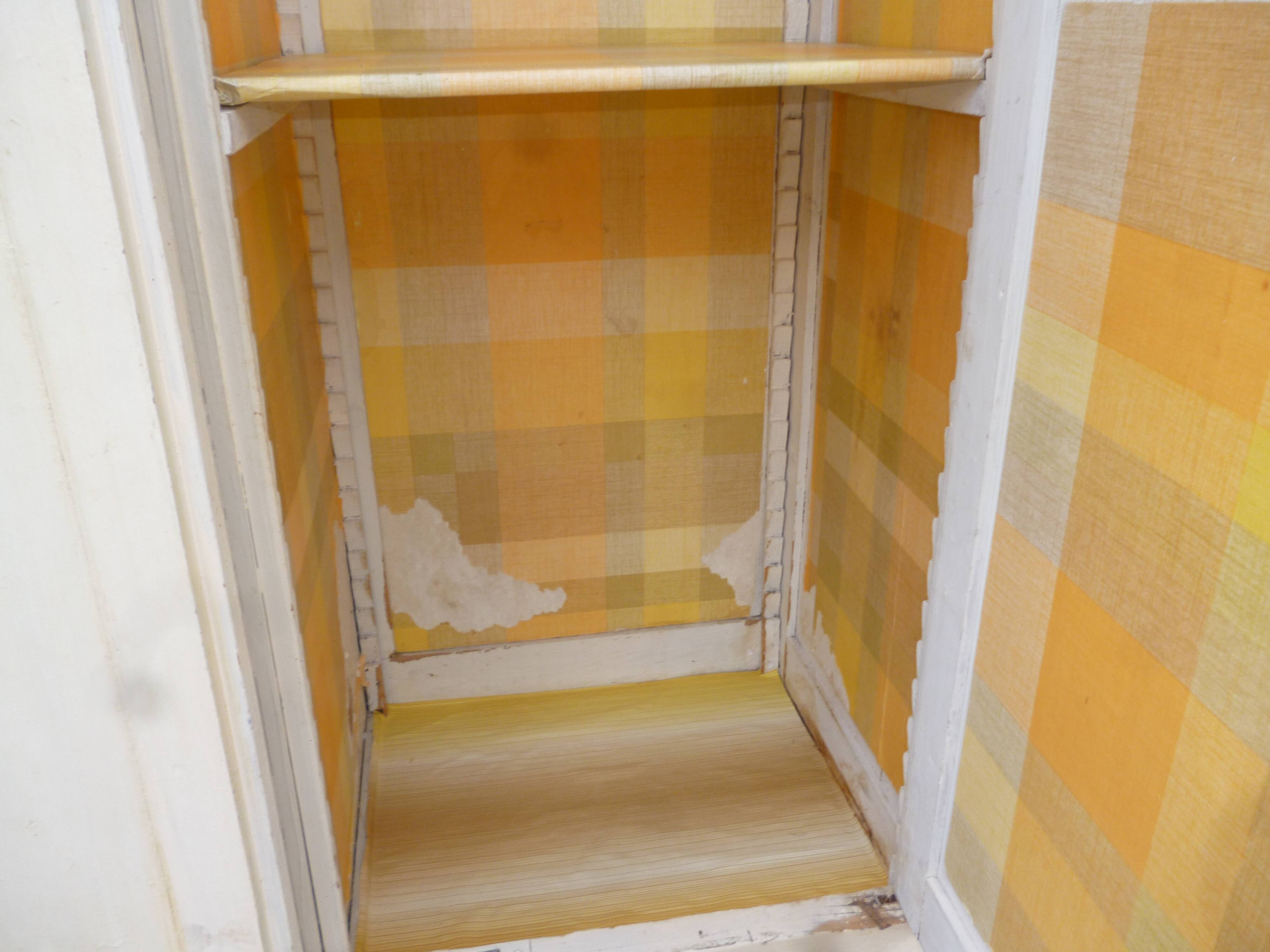 Vintage parissienne wardrobe