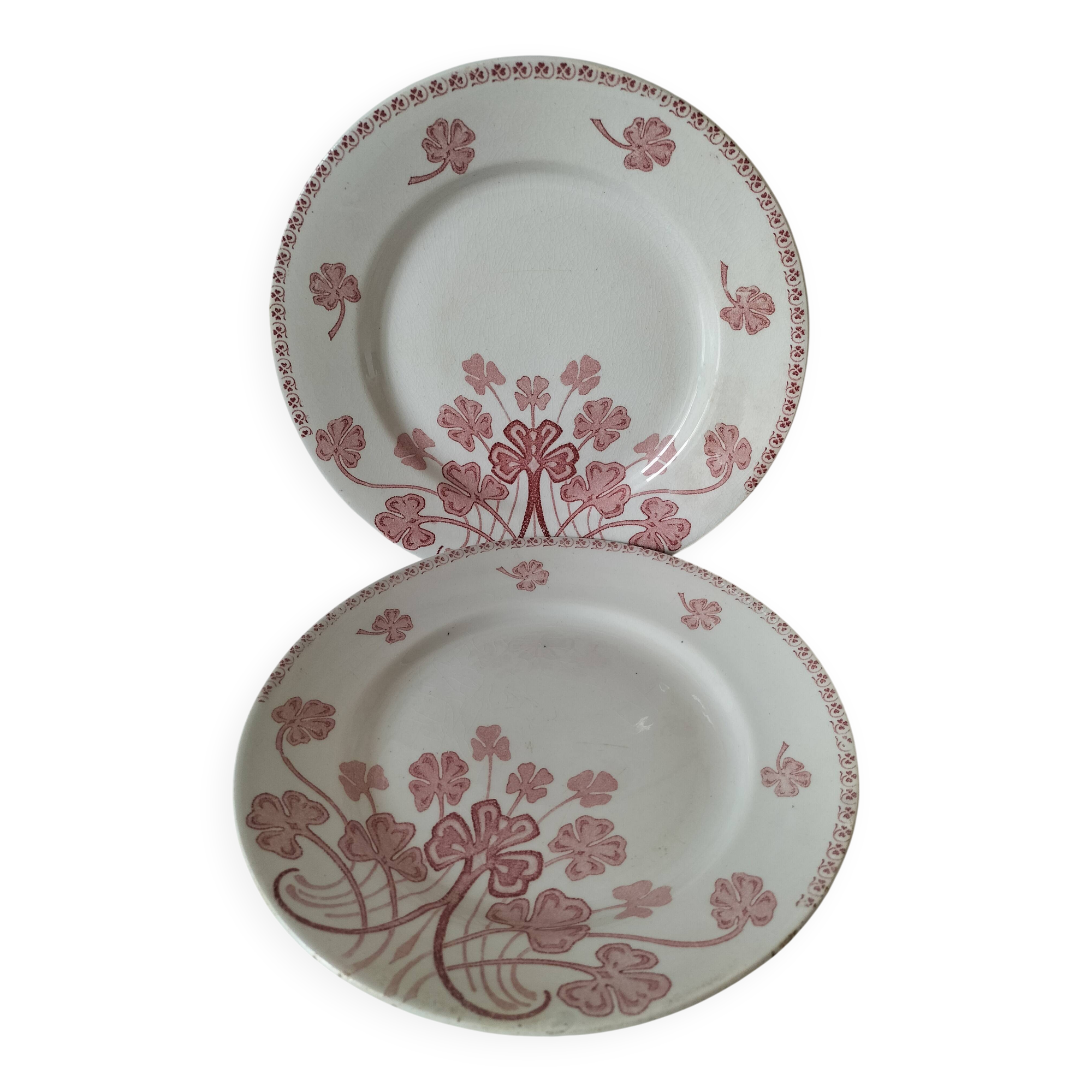 Duo of Lunéville flat plates, Lucien model – Clover decoration, early 20th century