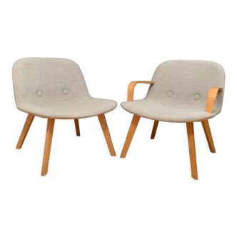 Pair of Eyes Ej 3 armchairs, designed by Foersom and Hiort-Lorenzen, Erik Jørgensen, Denmark.