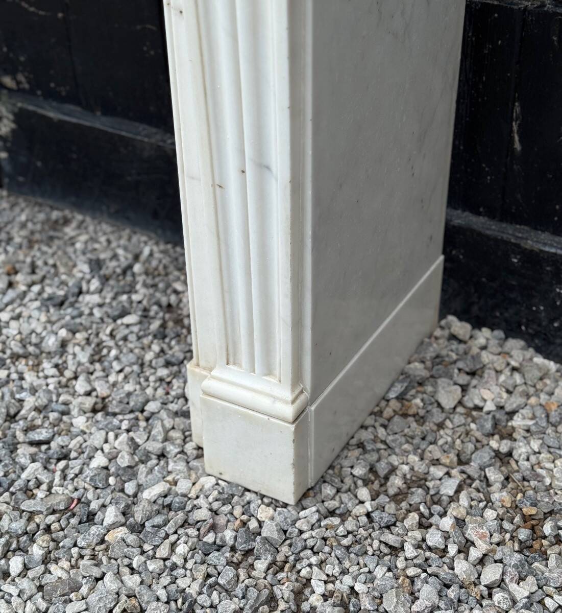 Louis XVI style fireplace in white Carrara marble circa 1880