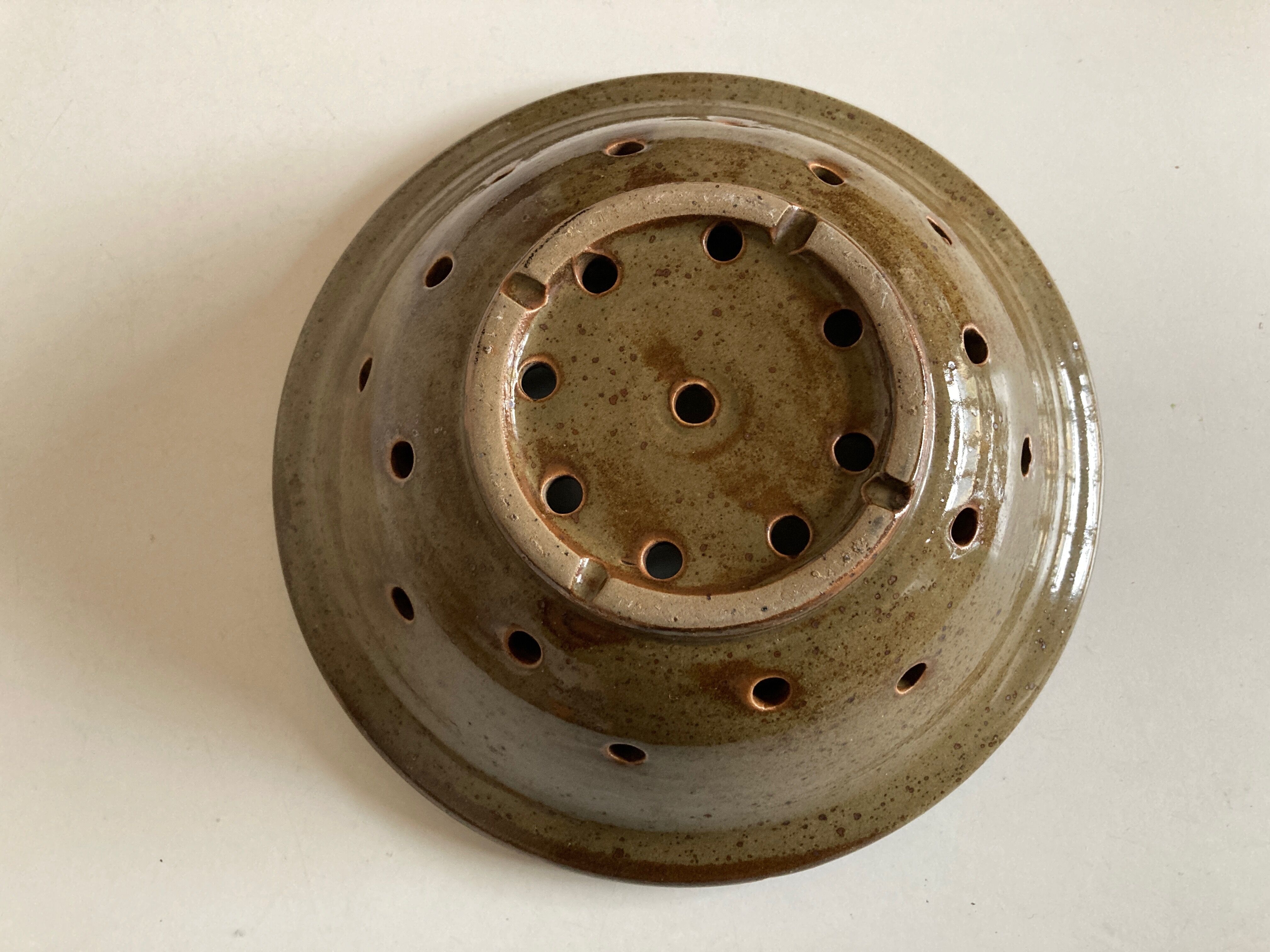 Let-up bowls in country sandstone