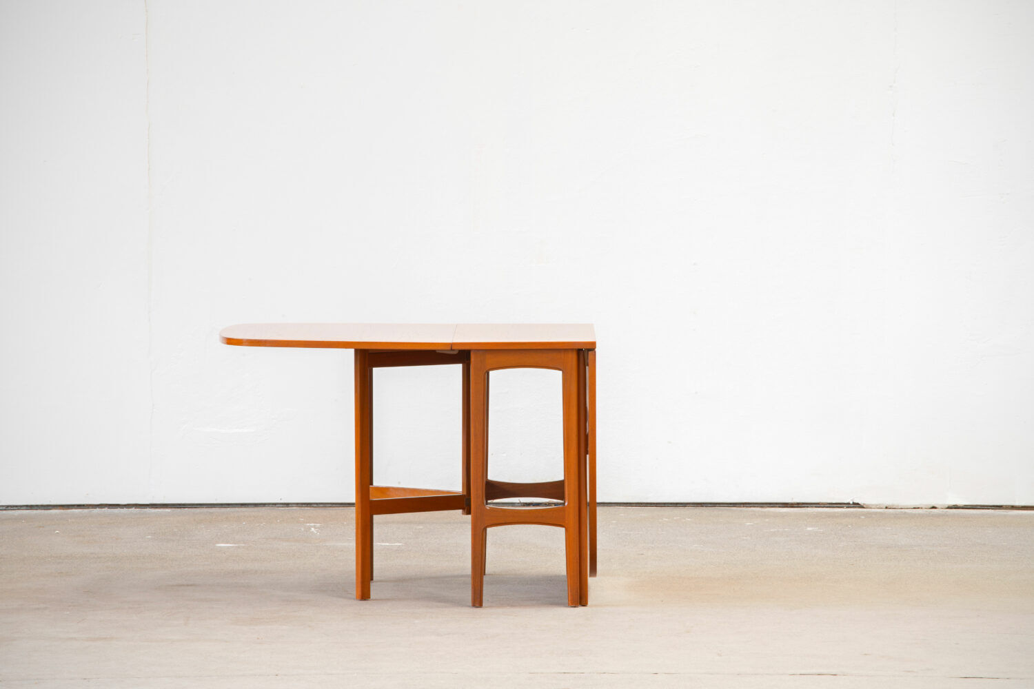 Table scandinave vintage 1960