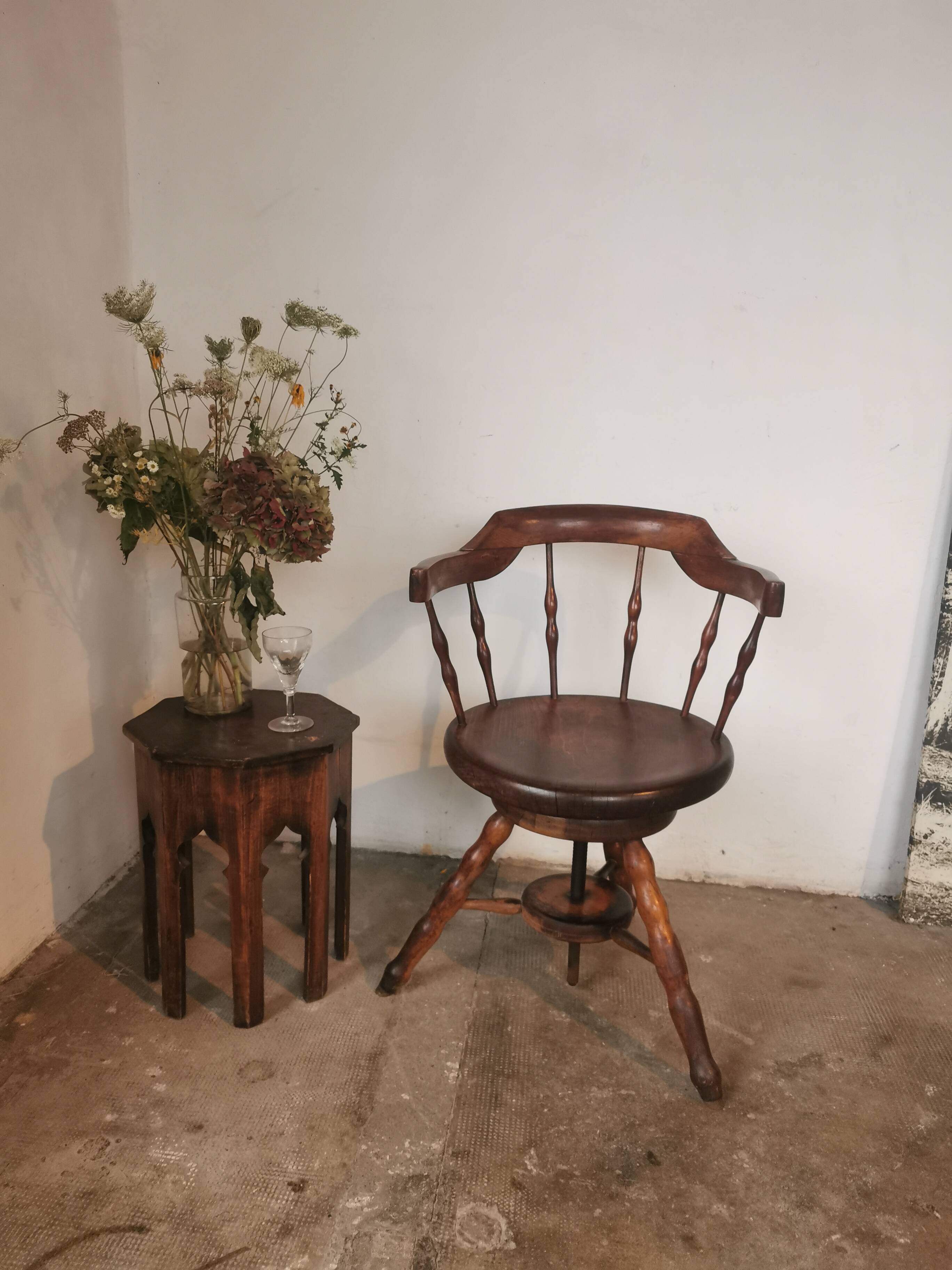 Fauteuil de bureau pivotant dit de capitaine vers 1900