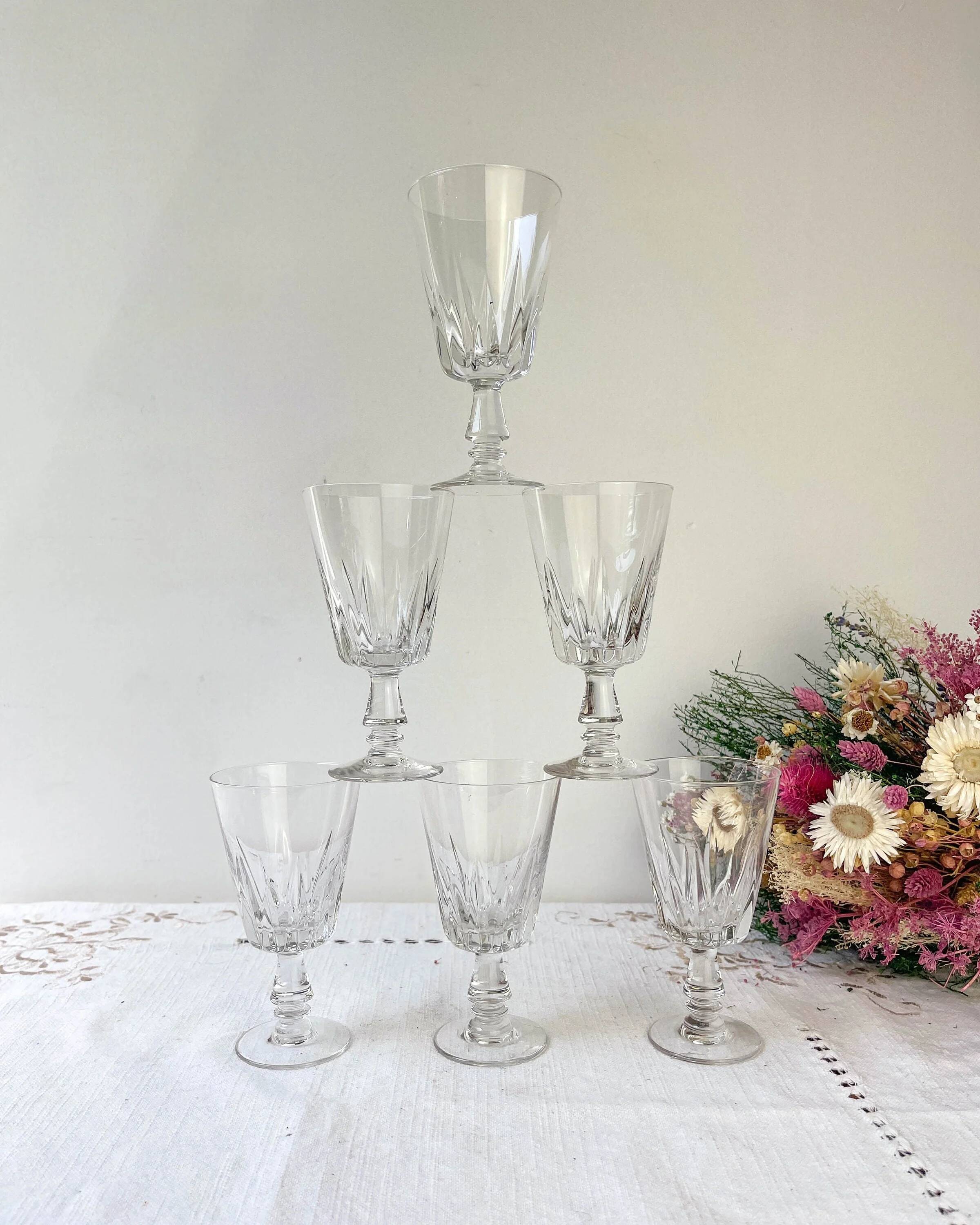 6 vintage white wine glasses