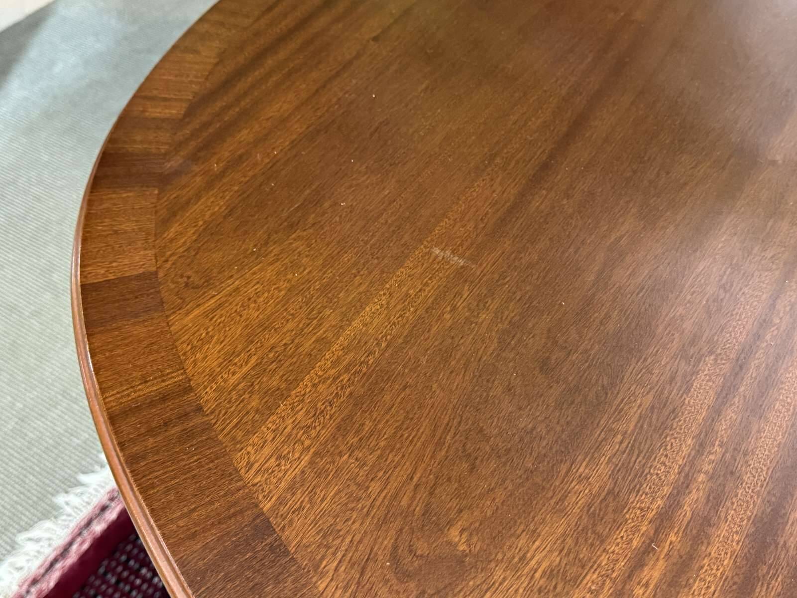 Oval GPlan table in mahogany from the 1970s with a butterfly extension.