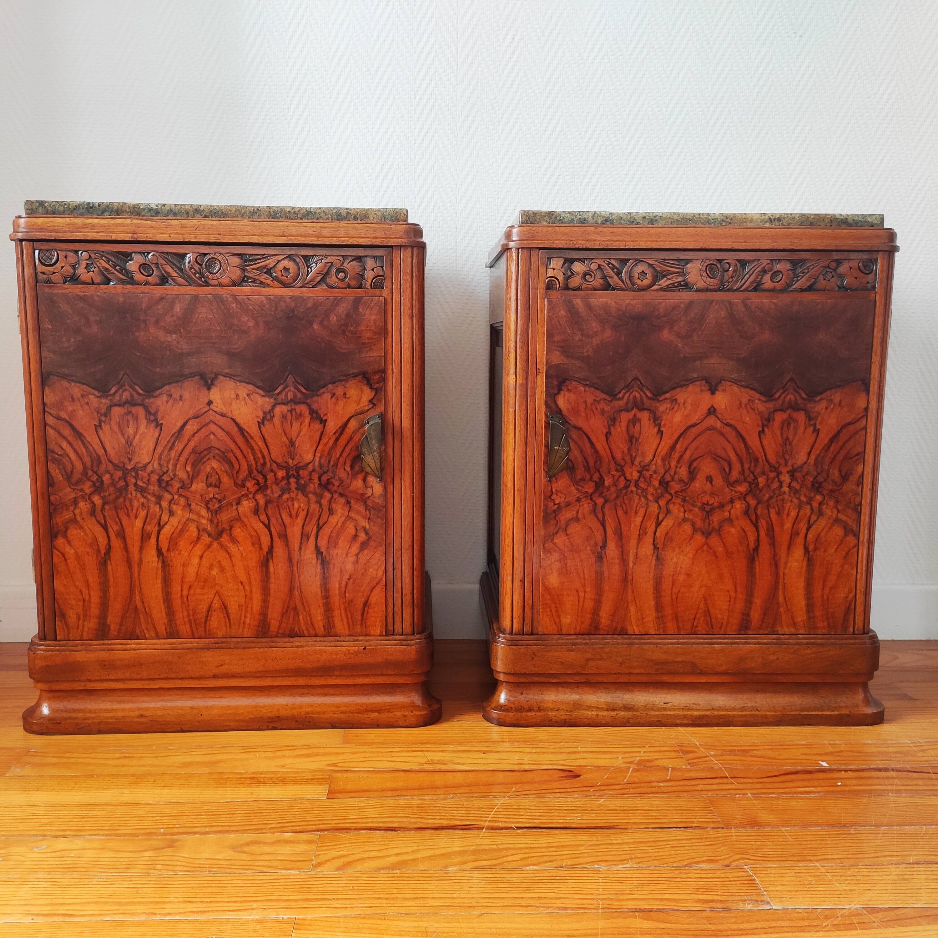 Pair of Art Deco bedside tables in solid blonde walnut – France 1930
