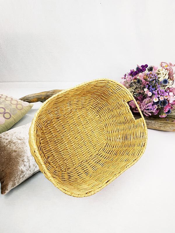 Panier de rangement en rotin